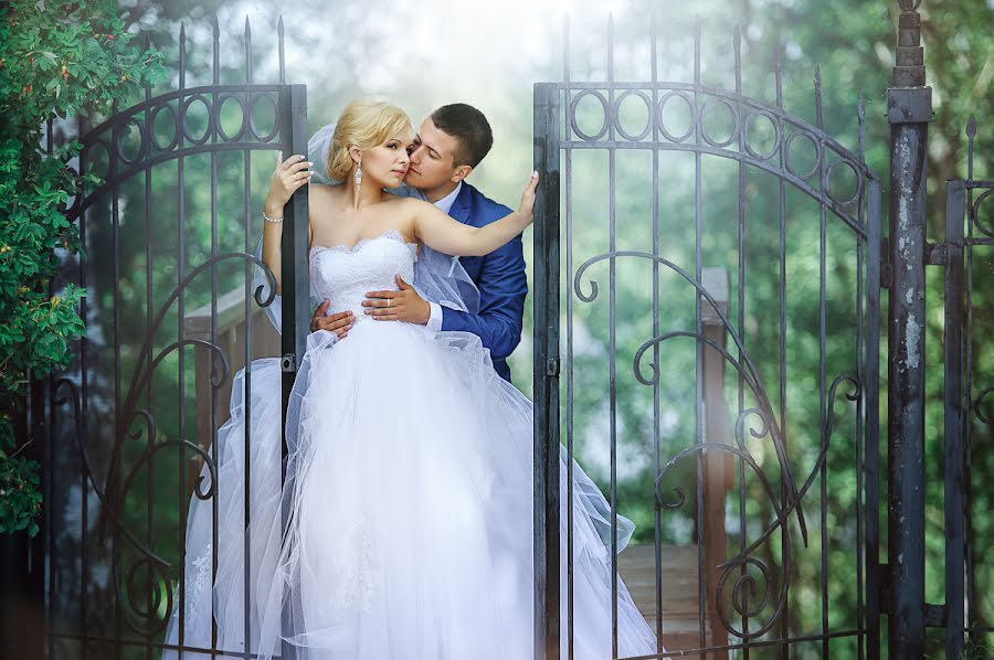 Wedding photographer Evgeniy Medov (jenja-x). Photo of 9 December 2014