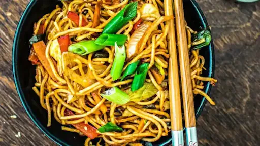 Chicken Schezwan Noodles