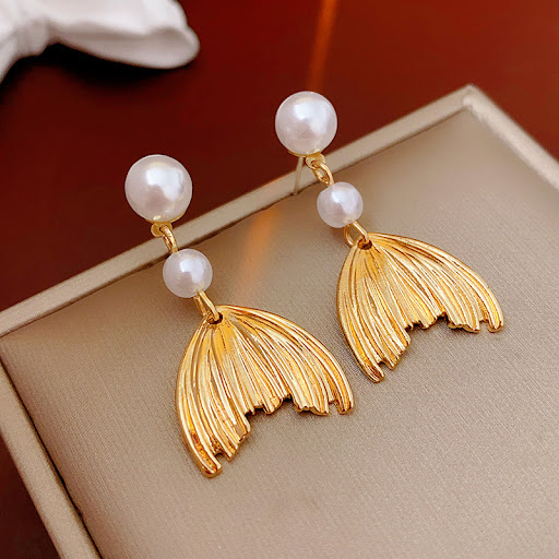 Title 6, Silver Needle Fishtail Pearl Tassel Simple Earr...