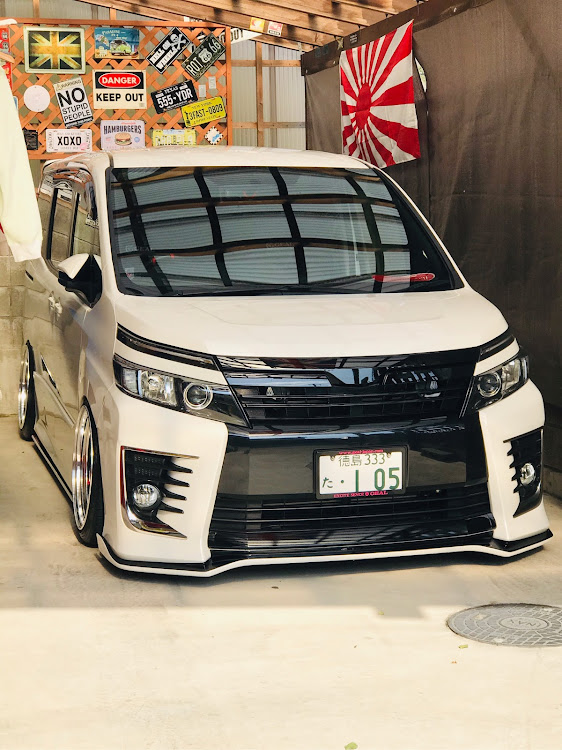 ヴォクシーの洗車・GEAL・M Special・excitesense・WORKMEISTERS1に関するカスタム事例の投稿画像1枚目