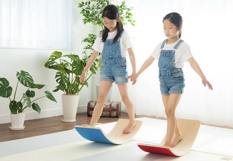 巣ごもり 遊びたい子どもへ オシャレな 木製バランスボード で遊びながら体幹トレーニング Trill トリル