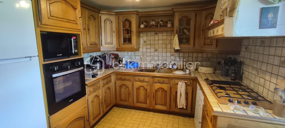 Vente maison 8 pièces 150 m² à Arette (64570), 200 000 €