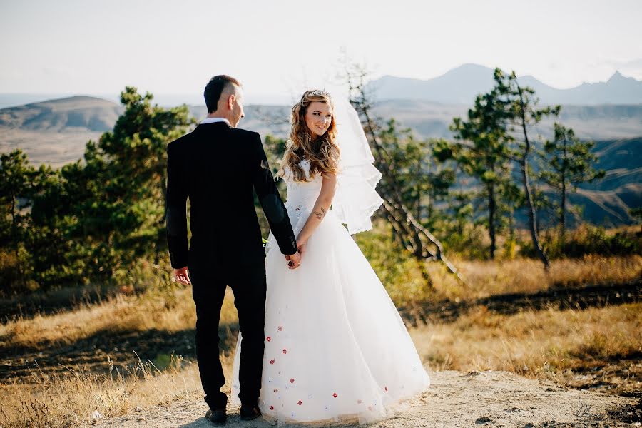 Fotografo di matrimoni Mariya Vishnevskaya (maryvish7711). Foto del 20 marzo 2018