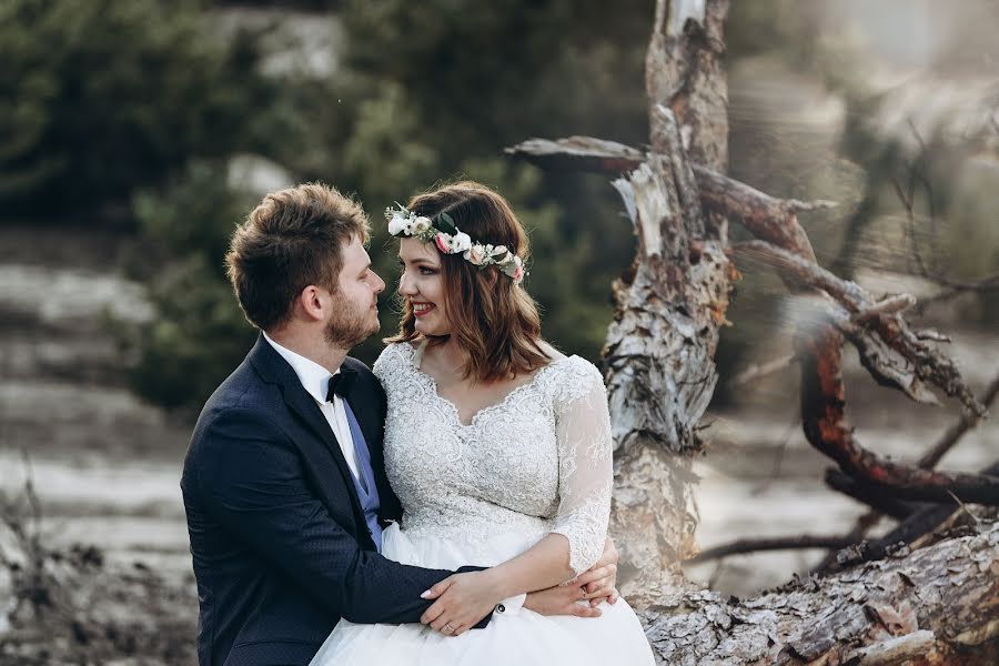 Wedding photographer Hubert Bakinowski (bakinowski). Photo of 10 March 2020