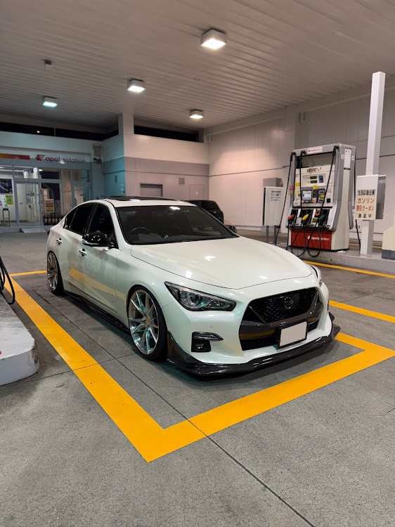 スカイラインのメンテナンスは大事・ファクトリーU・V37スカイライン・400Rに関するカスタム事例の投稿画像1枚目