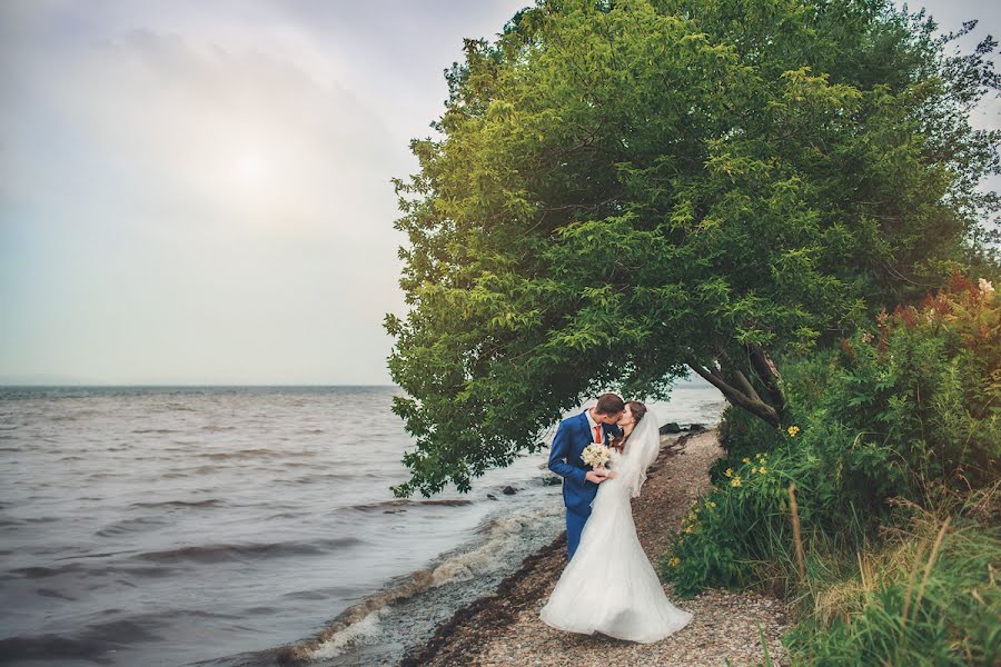 Fotógrafo de casamento Sergey Zelenskiy (icanphoto). Foto de 6 de novembro 2015