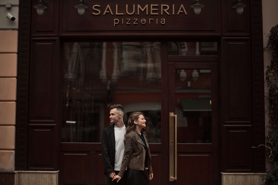 Fotografo di matrimoni Marta Kounen (martakounen). Foto del 5 febbraio 2021