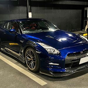 NISSAN GT-R R35