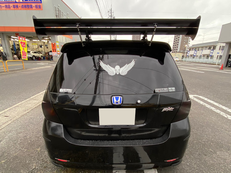 フィットのワイパーゴム交換・安全運転で行きましょー♪・大震災、お悔やみ申し上げます🙇‍♂️💦・いつもイイネ&コメントありがとうございます🙇‍♂️・フォローワーさんに感謝に関するカスタム事例の投稿画像5枚目