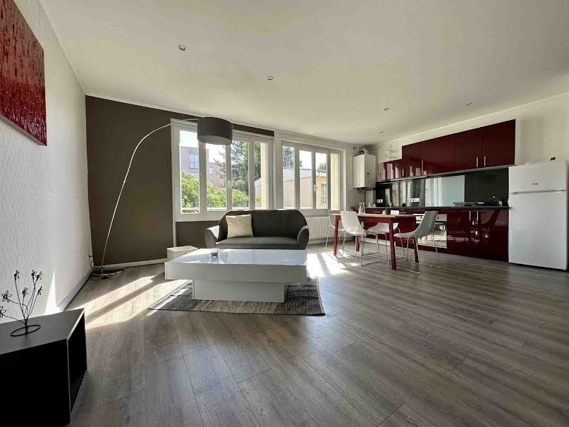 Location meublée appartement 3 pièces 61 m² à Chamalieres (63400), 707 €