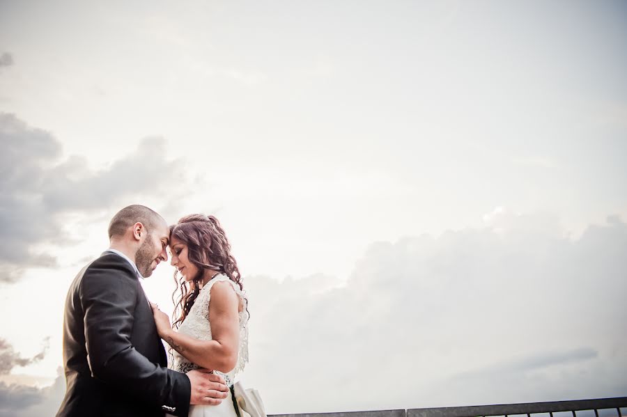 Fotografo di matrimoni Tiziana Nanni (tizianananni). Foto del 10 dicembre 2015