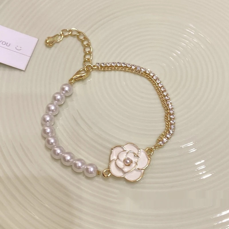 Pulseira Feminina Pérola Coração com Temperamento, acessório de moda elegante, ideal para presentes, design charmoso e sofisticado.