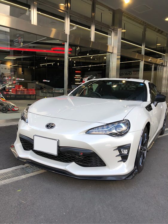 浪速のジョーカーさんが投稿したGR旭トヨタ・試乗車に関するカスタム事例の投稿画像1枚目