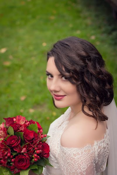 Fotógrafo de bodas Anastasiya Vorobeva (newbornfotofox). Foto del 2 de octubre 2017