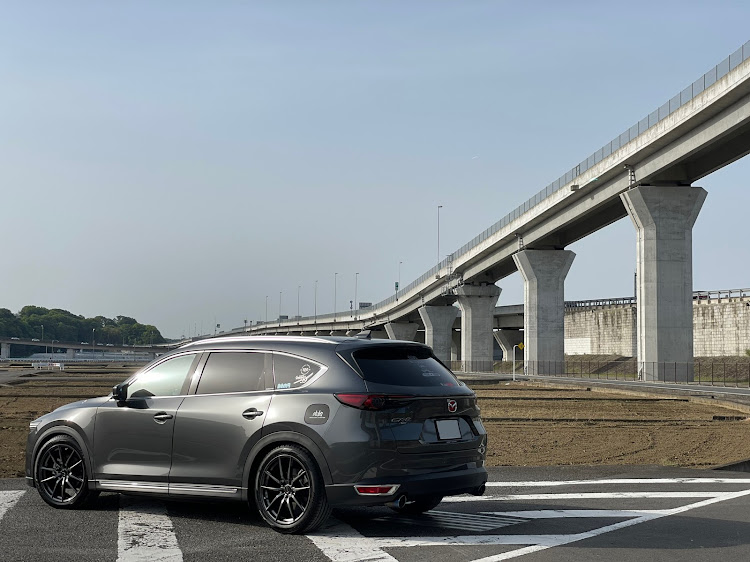 CX-8のMazdaCamarades・WithMazda・BLITZ DAMPER ZZ-R・シャコタンSUV・ガン見禁止に関するカスタム事例の投稿画像5枚目