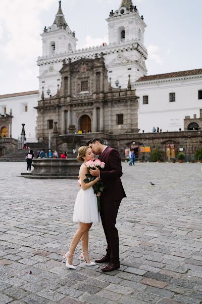 Wedding photographer Juan Carlos Ponce Armijos (juancarlosponce). Photo of 24 January 2023