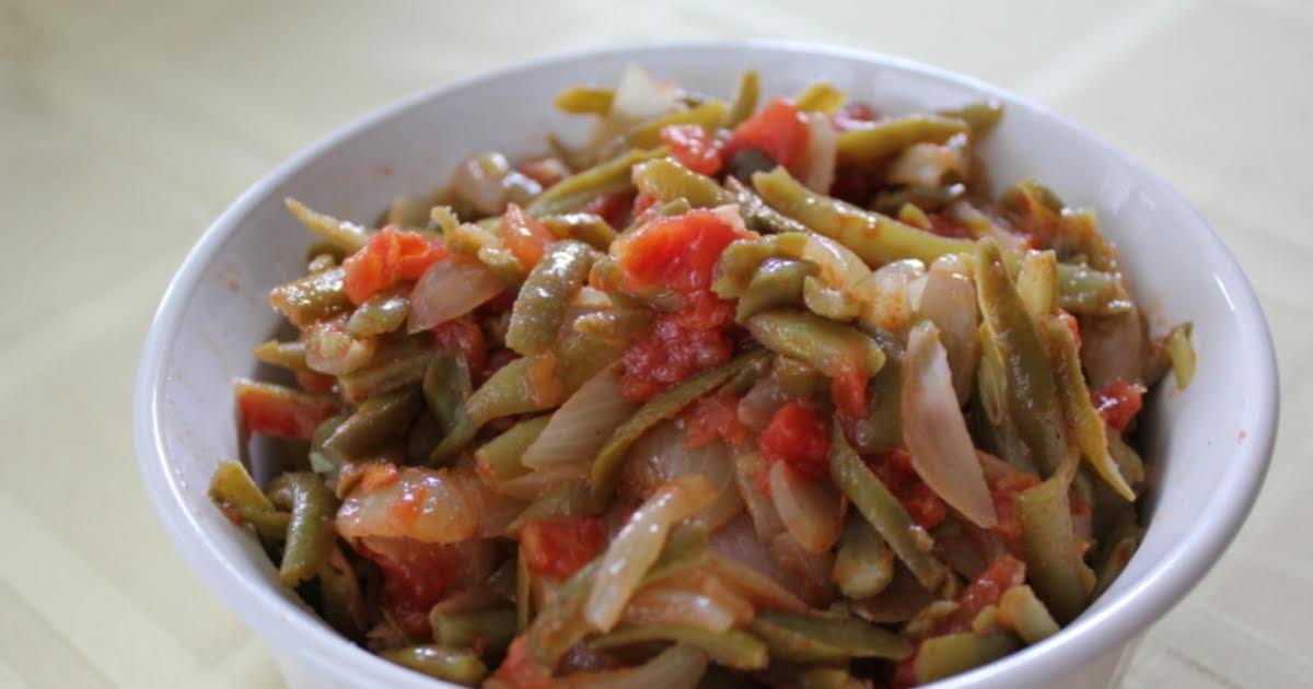 Mom's Greek String Beans | Just A Pinch Recipes