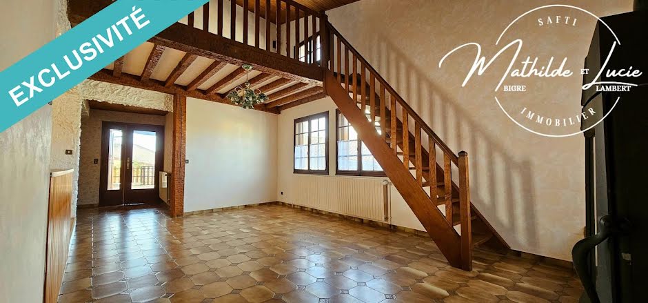 Vente maison 6 pièces 164 m² à Flat (63500), 189 900 €