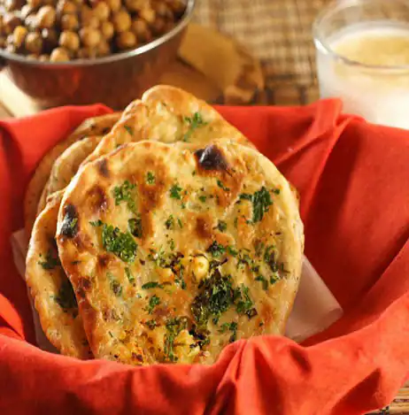 Stuffed Paneer Kulcha