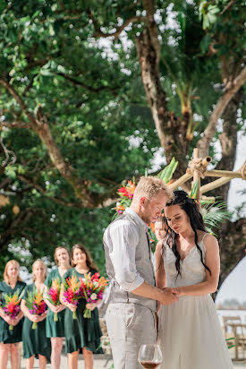 Fotógrafo de casamento Pattarakrich Kittitananithi (adamphuketphoto). Foto de 14 de fevereiro 2023