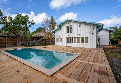 Villa avec piscine et terrasse 1