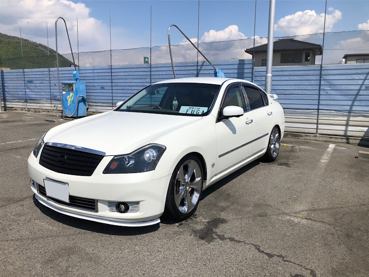 フーガのKranze・ラッツィンガーEVO・19インチ・タイヤ、ホイール交換に関するカスタム事例の投稿画像2枚目