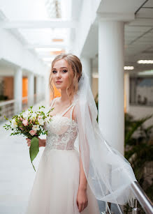 Fotógrafo de casamento Yuliya Borisova (juliasweetkadr). Foto de 11 de abril 2020