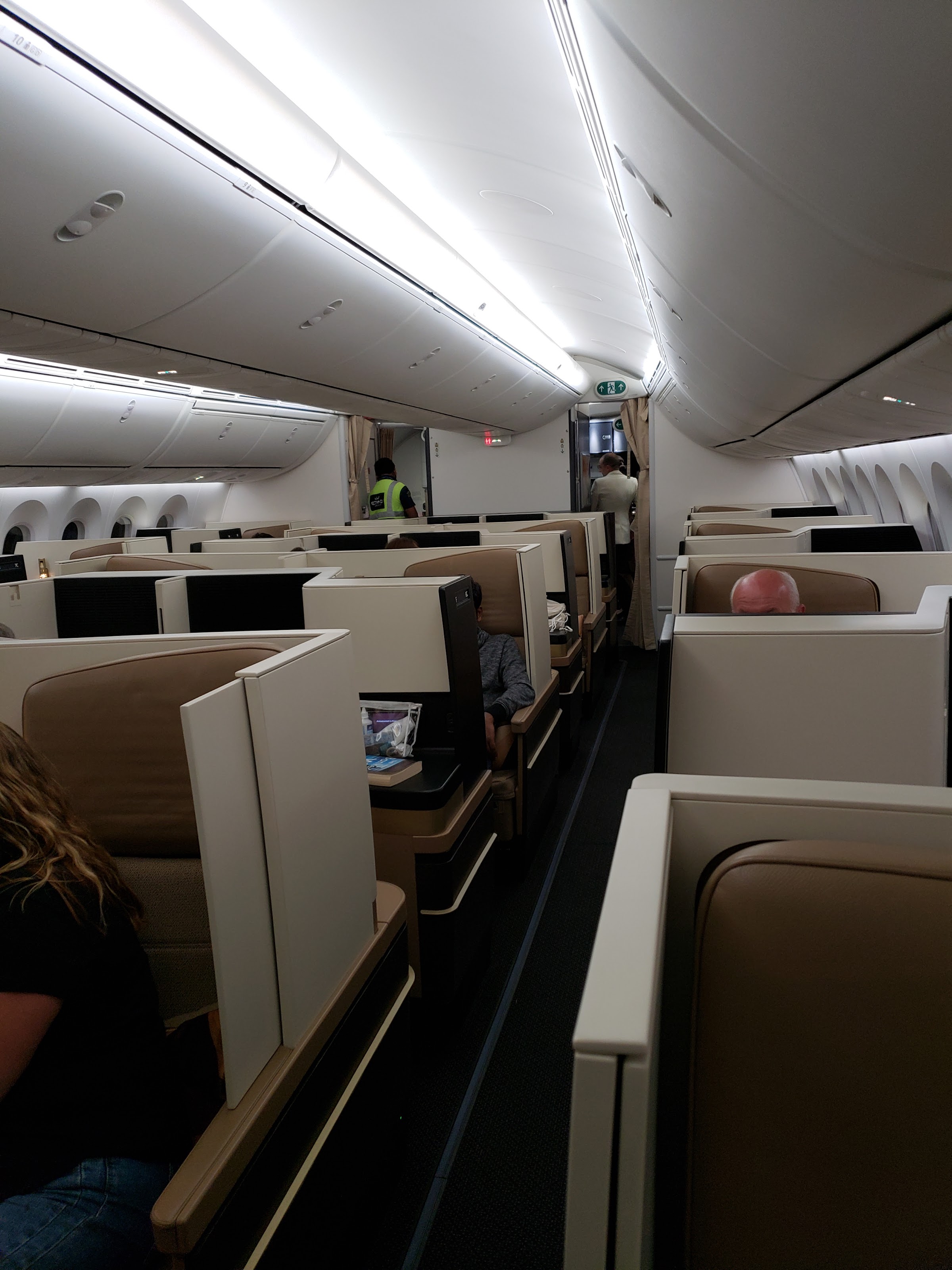 Airline Review Etihad Airways Business Class Boeing 787 With Lie