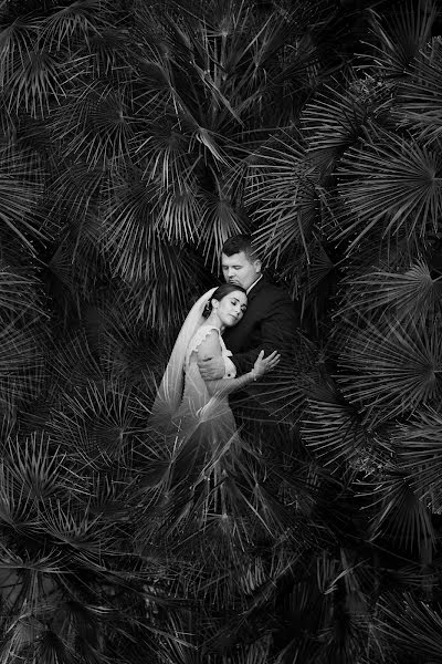 Wedding photographer Marcin Bogulewski (galeriaobrazu). Photo of 27 September 2021