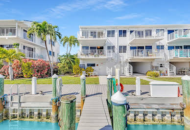 Apartment with pool 1