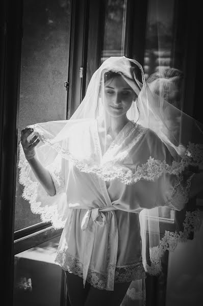 結婚式の写真家Viktoriya Sklyar (sklyarstudio)。2017 8月25日の写真