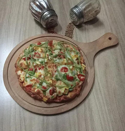 Tandoori Paneer Pizza