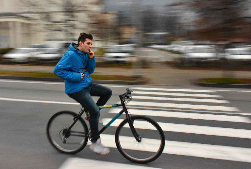 pedalare senza fretta, la domenica mattina........... di claudio_