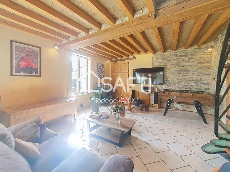 Vente maison 6 pièces 141 m² à Loire-Authion (49250), 340 000 €