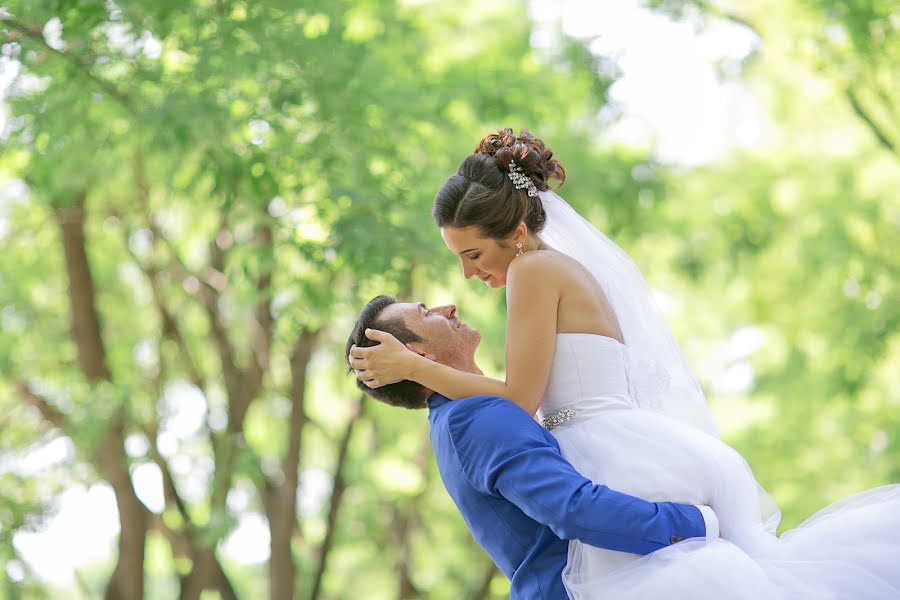 Wedding photographer Nadezhda Laguta (laguta). Photo of 20 August 2016