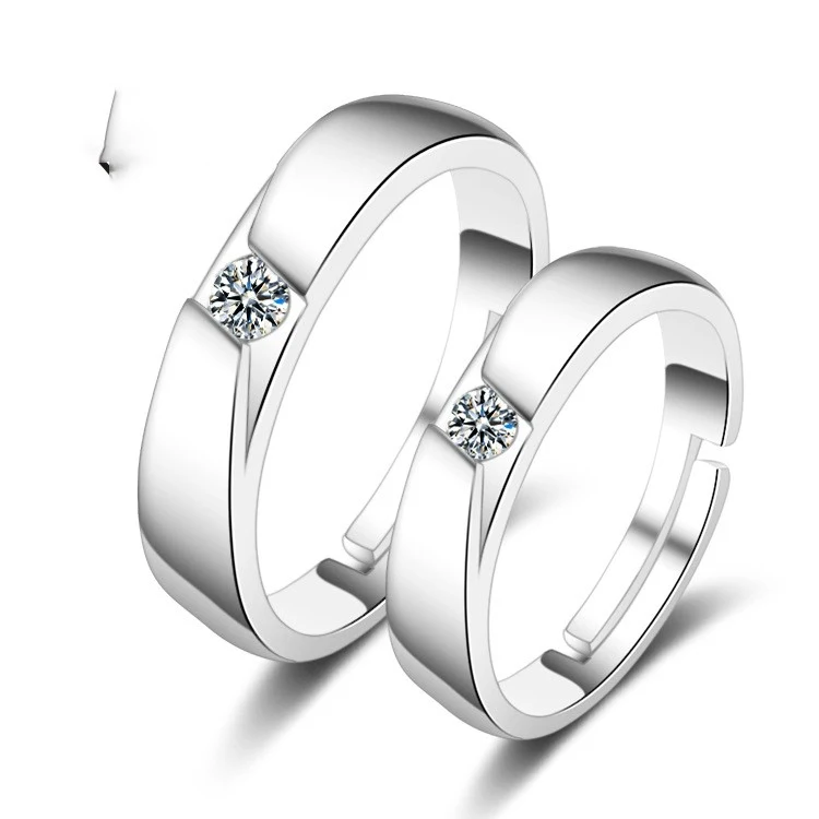 Title 19, Bague ouverte pour couple européenne et américa...