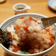 日本橋海鮮丼辻半 微風信義店