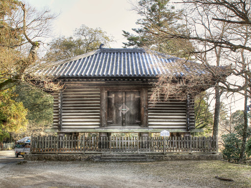 手向山八幡宮 宝庫