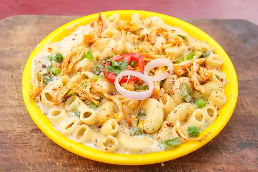 White Sauce Chicken Macaroni