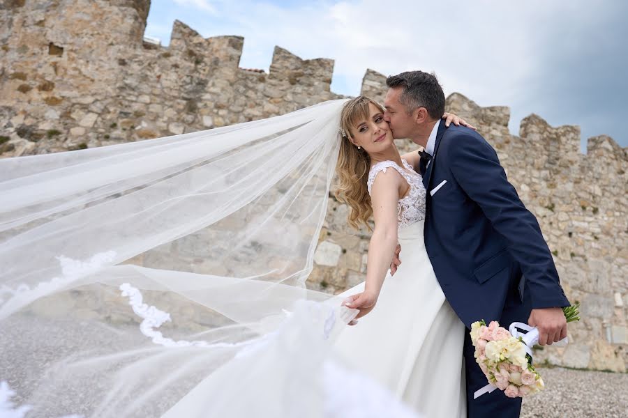 Wedding photographer Golfinos Kostas (golfinoskostas). Photo of 10 August 2023