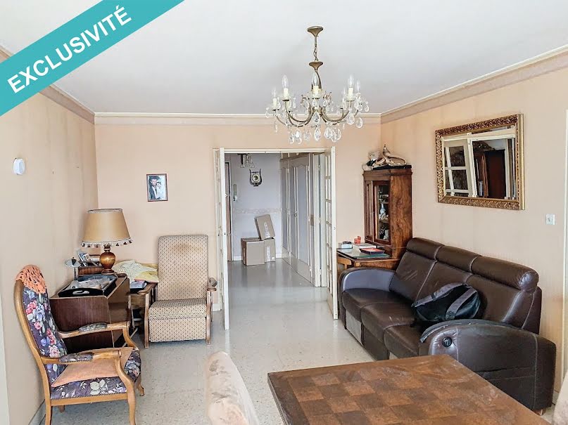 Vente appartement 4 pièces 90 m² à Nimes (30000), 46 000 €