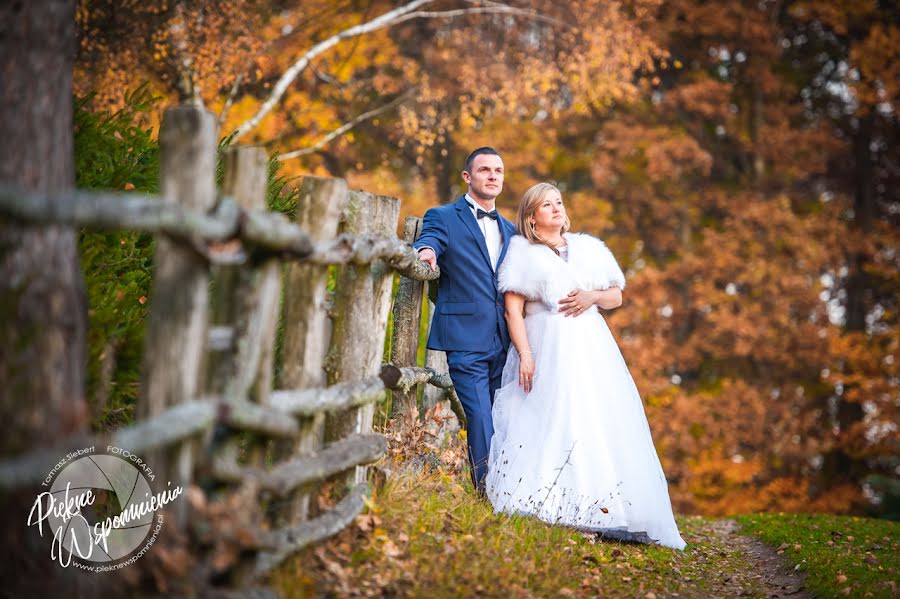 Fotógrafo de bodas Tomasz Siebert (fotoreporter). Foto del 24 de abril 2019