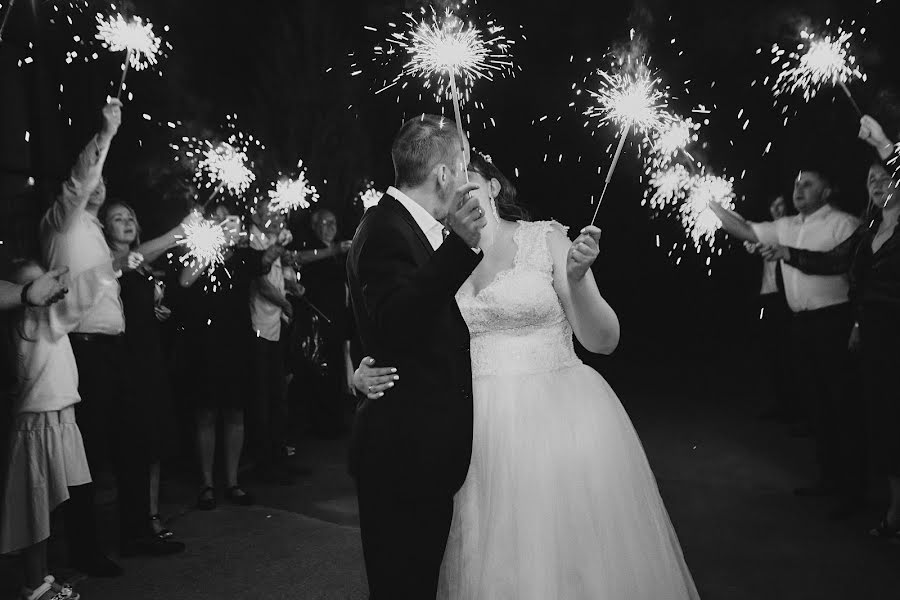 Fotógrafo de casamento Dasha Kapitanova (kapitanovafoto). Foto de 25 de outubro 2022