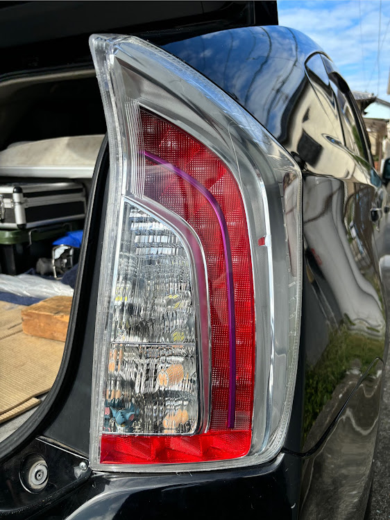 プリウスのDIY・JDM・usdm風に関するカスタム事例の投稿画像5枚目