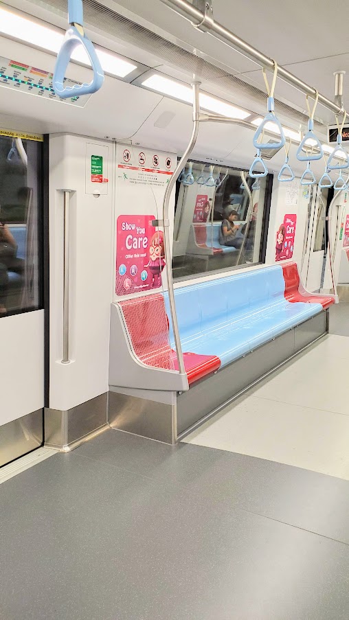 Other Things to Do In Singapore: ride the Singapore MRT. It's easy, fast, and so clean and easy to figure out