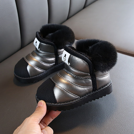 Title 8, Baby high top cotton shoes. Soft, breathable an...
