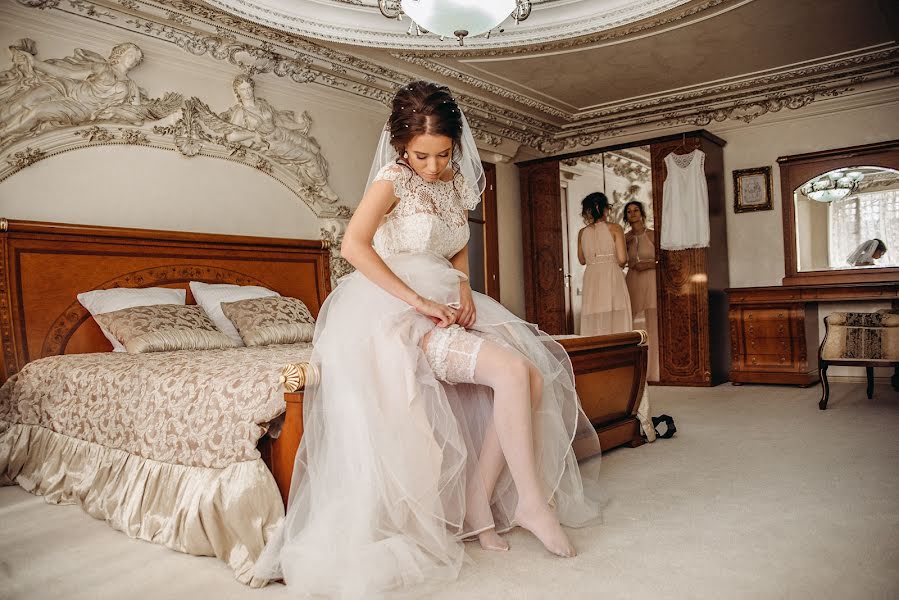 Wedding photographer Evgeniy Lesik (evgenylesik). Photo of 19 December 2018