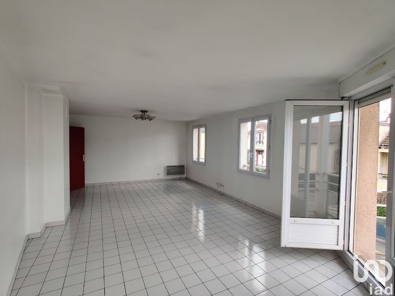 Vente appartement 5 pièces 112 m² à Neuilly-sur-Marne (93330), 261 000 €