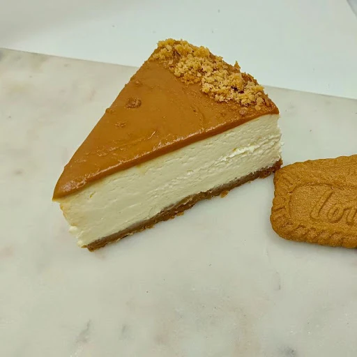 Lotus Biscoff Cheesecake Slice