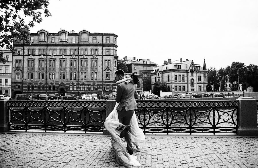 Fotógrafo de bodas Elena Mikhaylova (elenamikhaylova). Foto del 11 de julio 2019